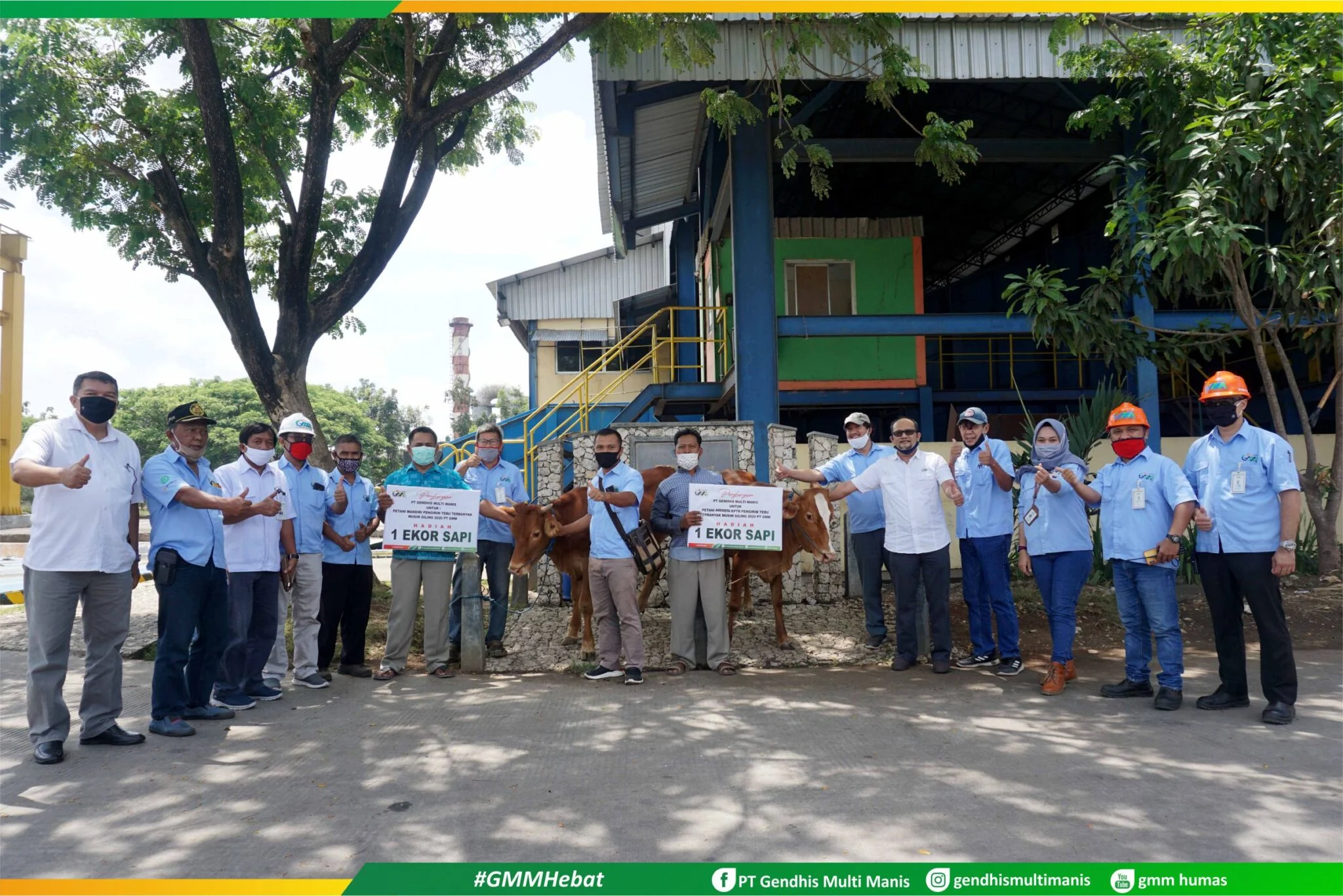 Tutup Giling Tebu 2020, Pabrik Gula Blora (PT GMM) serahkan Bantuan Ternak Sapi untuk Petani Tebu 2