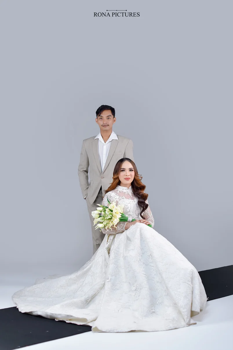 Fairytale Pure White Balcony Gown
