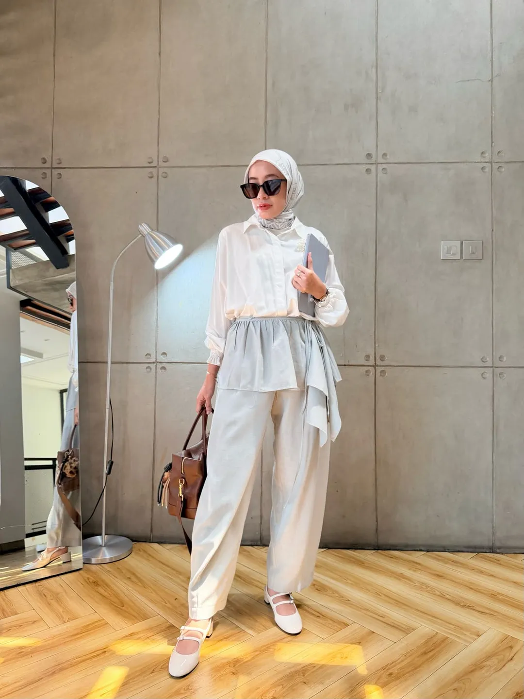 Elodie Barrel Pants