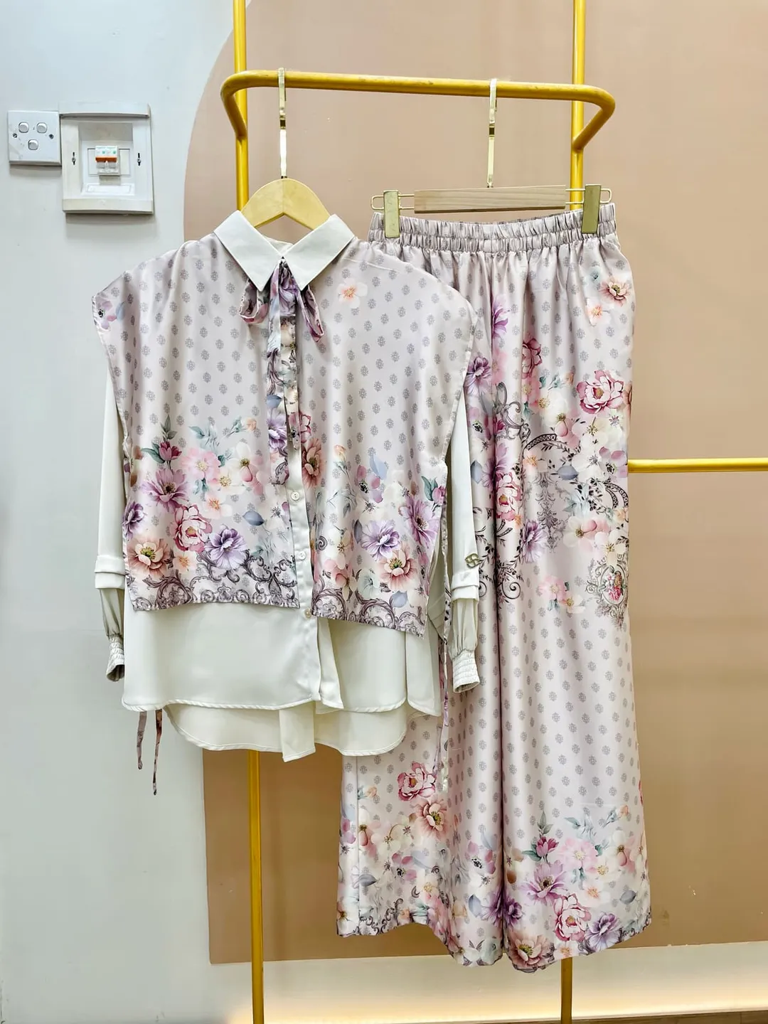 Oriana Set Vest