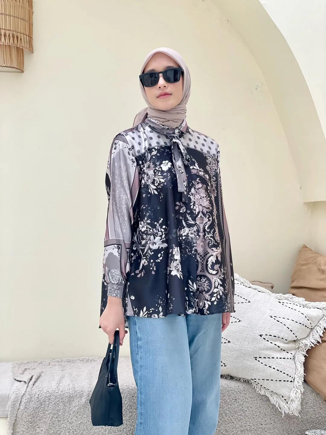 Myle Blouse